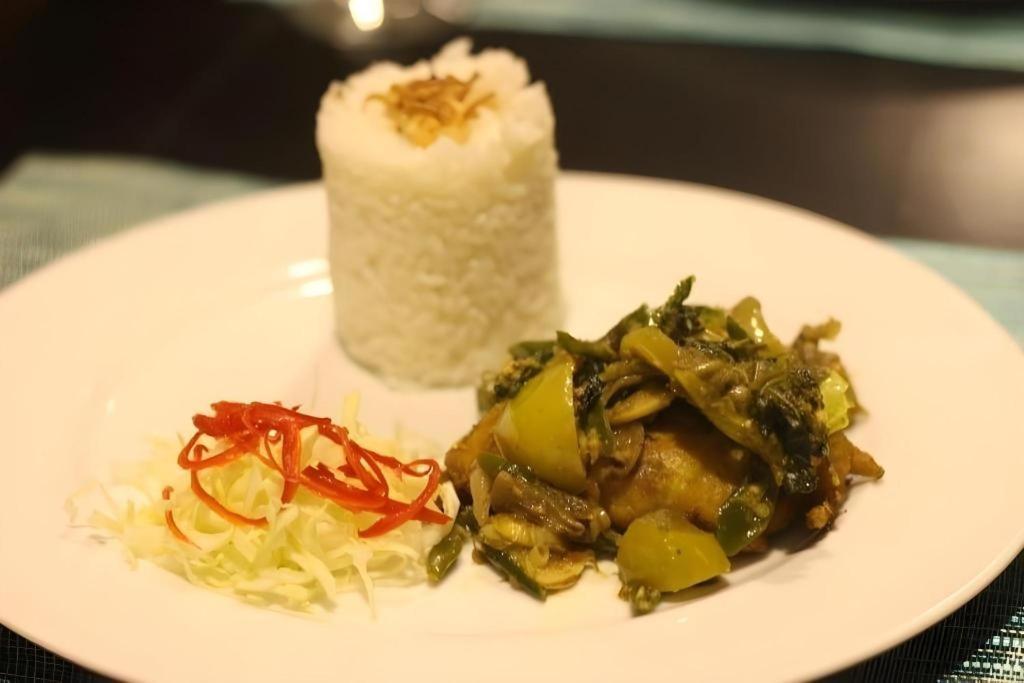 Grand Amira Hotel Solo, Azana Hotels Collection Luaran gambar