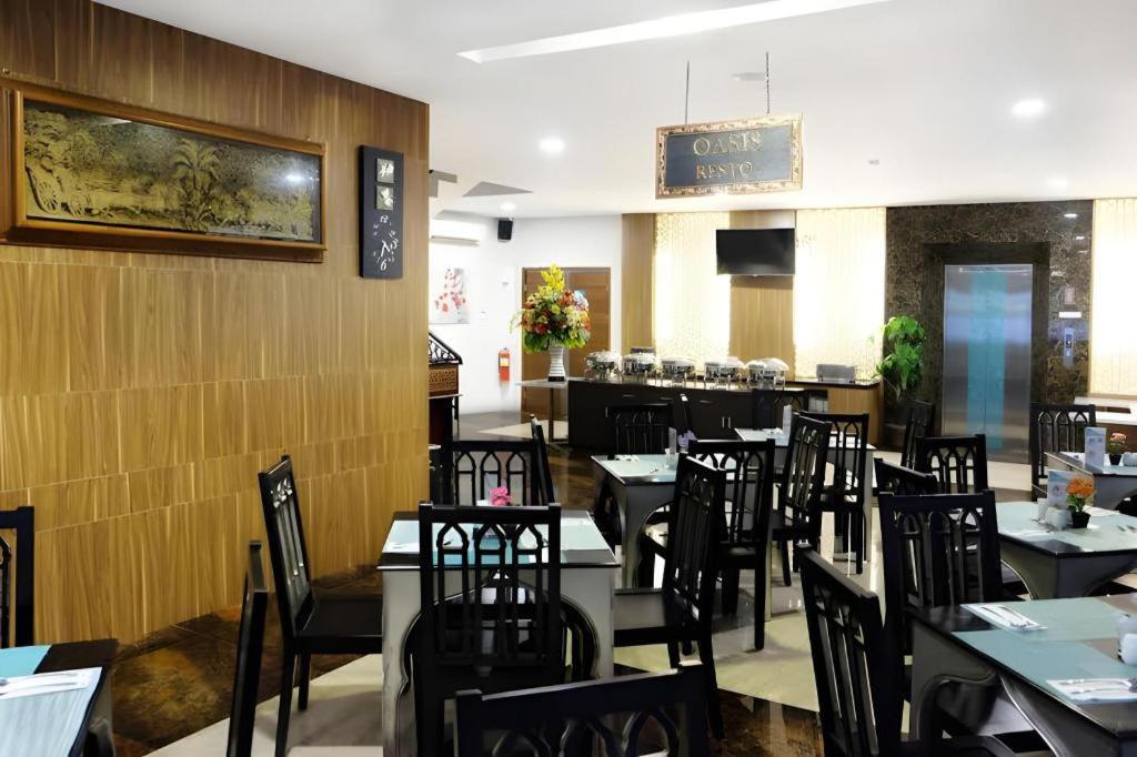 Grand Amira Hotel Solo, Azana Hotels Collection Luaran gambar