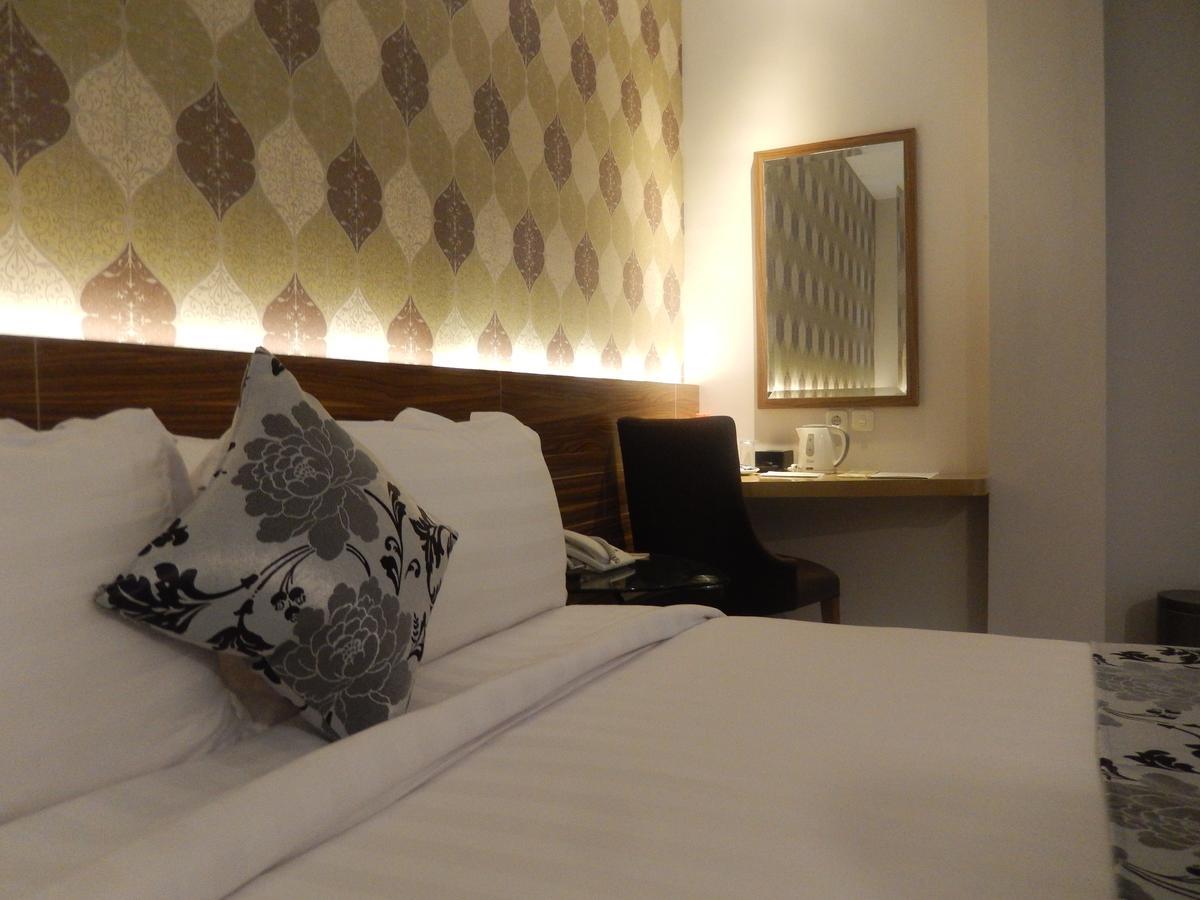 Grand Amira Hotel Solo, Azana Hotels Collection Luaran gambar