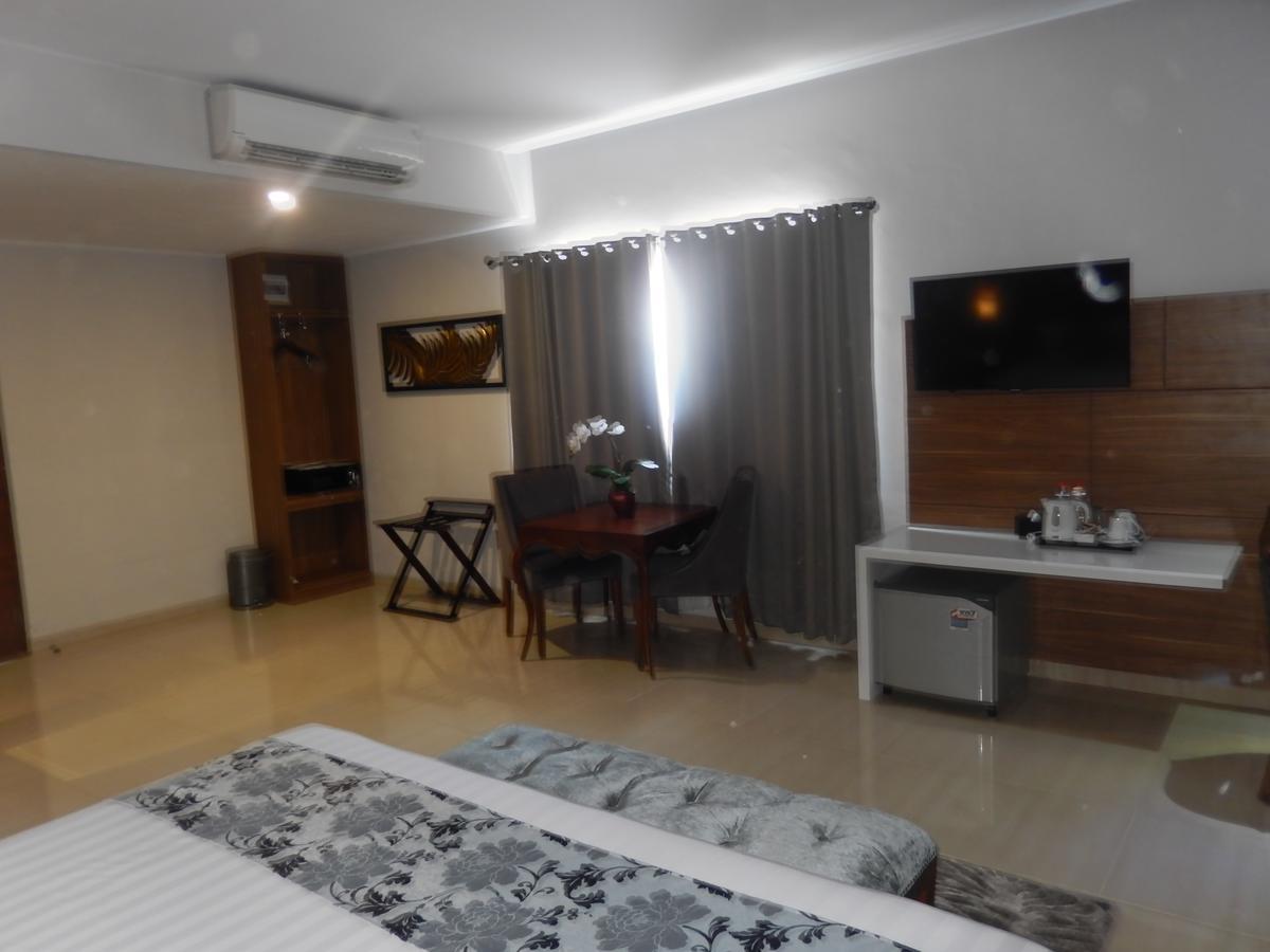 Grand Amira Hotel Solo, Azana Hotels Collection Luaran gambar