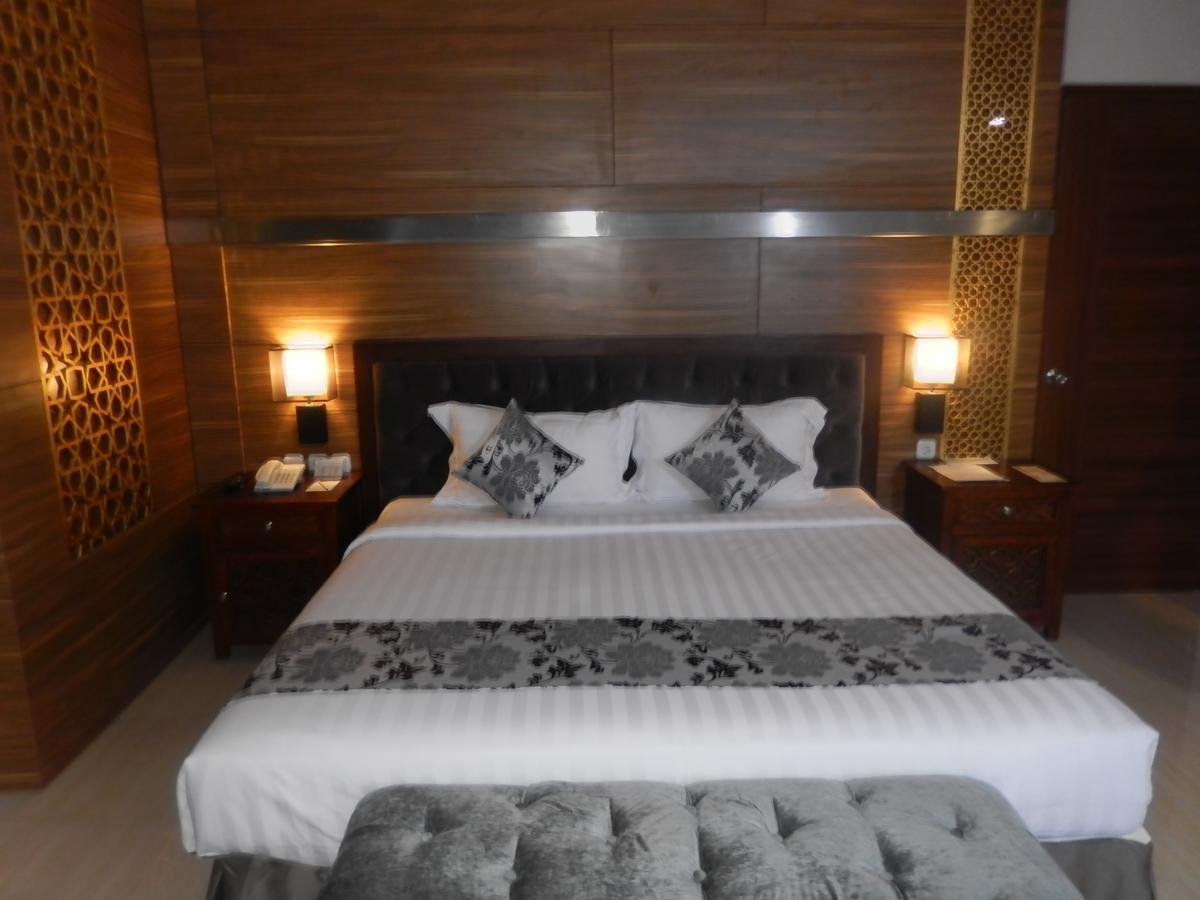 Grand Amira Hotel Solo, Azana Hotels Collection Luaran gambar