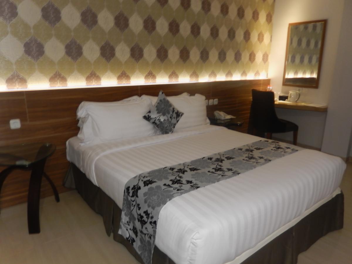Grand Amira Hotel Solo, Azana Hotels Collection Luaran gambar